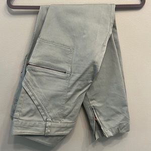 LOFT Mint Green Skinny Cargo Pant with Zipper Details on Ankle - Size 10P